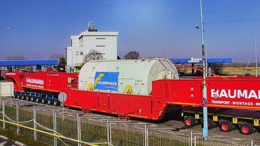 Transport agabaritic record în România: O turbină de 788 de tone, în drum spre termocentrala Mintia