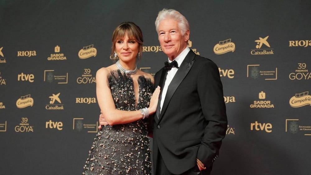 Richard Gere, distins cu Premiul Goya Internațional, critică dur Administrația Trump imagine postare